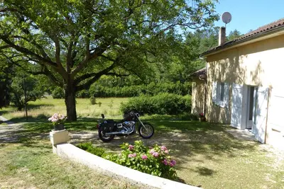 Image de Maison de vacances en Périgord dans une jolie campagne.
