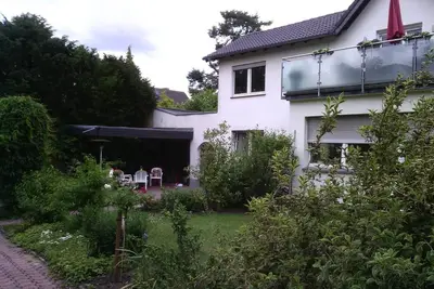 Image de Maison d'hôtes avec terrasse près de l'aéroport