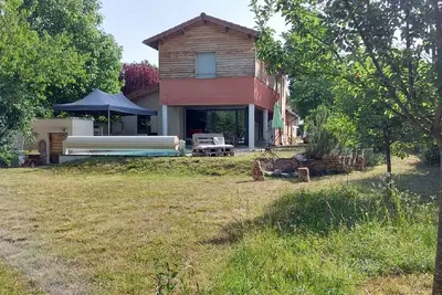 Image de Villa climatisée avec piscine au calme centre village tout commerces