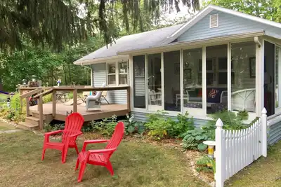 Image de Port Huron - mot de code pour Bonheur! Sandy Feet Cottage, Ă quelques pas du lac Huron