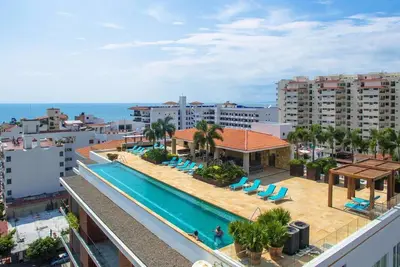 Image de Une oasis pour tous vos sens - Piscine de 50 mètres et vue imprenable, au cœur du Pv