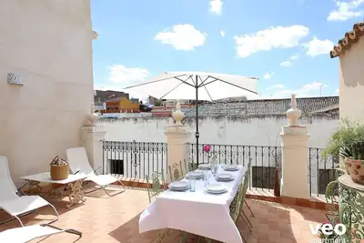Image de Quintana Terrasse. 5 chambres, 3 salles de bains, terrasse