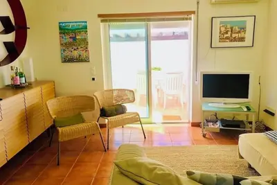 Image de T2 Terrasse, Wifi, Climatisation et Piscine - Des vacances confortables et relaxantes