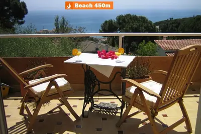 Image de Offre SPÉCIALE! Villa À Un Pas De La Plage, À 30 Minutes De Barcelone.