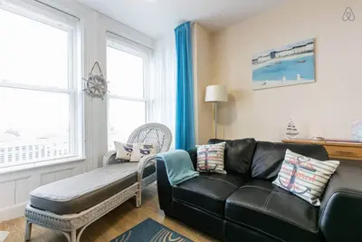 Image de Ahoy est un charmant appartement avec Sea vues- 15 minutes de Belfast - Wifi