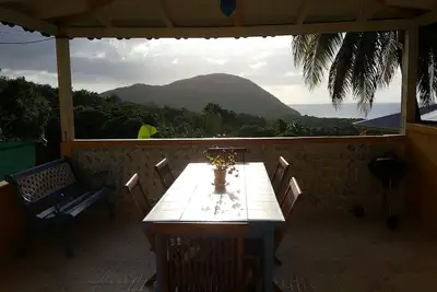 Image de ( Bananier) gite le coin du voyageur vue sur mer, terrasse