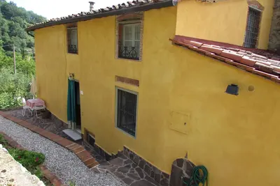 Image de ferme sur les collines de Lucca