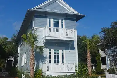 Image de \"A Shore Thing\" dans la communauté de Carillon Beach