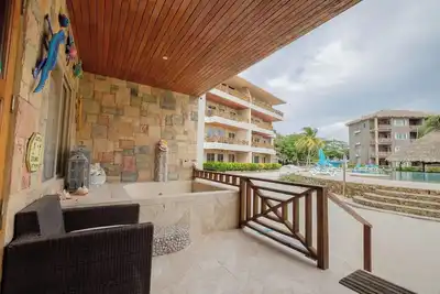 Luxe privé 2 (br), 2 bains Condo avec vue sur l'océan, à 50 m de la piscine
