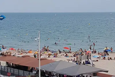 Image de Plage 20m, vue mer, 3ième, ascenseur\/parking borne recharge électrique privatifs