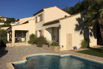 Image de Villa de haute qualité air conditionné, piscine et vue magnifique sur la mer