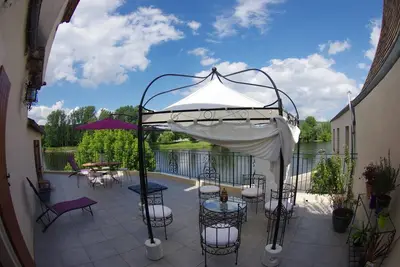 Image de Maison de charme avec vue panoramique exceptionnelle sur la rivière