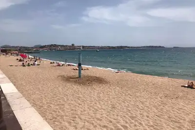 Image de Loue studio avec terrasse à 20m de la plage, Le Capitol à Fréjus.