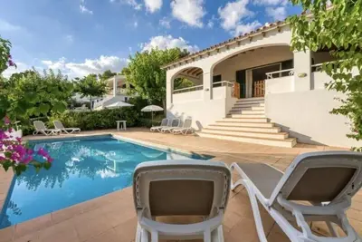 Image de Villa R10 à Santo Tomás, climatisée, piscine et proche de la plage