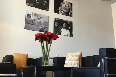 Image de Loft luxueux 40 m2 Cannes \/ 4 minutes à pieds du Palais des Festivals