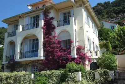 Image de Entre ciel et terre, Villa Art Deco grand stand Clim Vue Somptueuse mer Grasse
