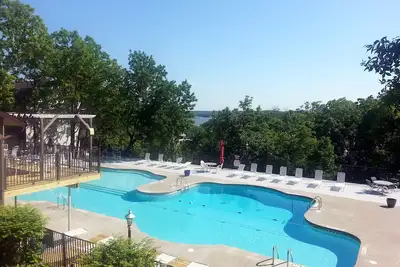 Image de Lac Front! Vues! Grande Piscine! Parc De Parc! Séjournez 7 nuits et plus et économisez $$