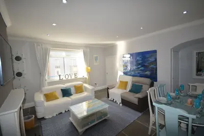 Image de Sandridge Belle Maison En Pierre De GRÈS Avec Vue Sur La Mer