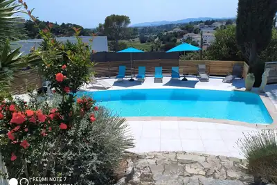 Image de Appartement-villa 2 pièces et terrasse vue piscine (3***)