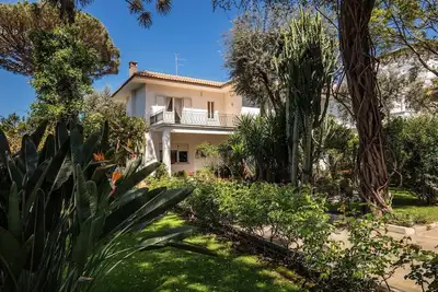 Image de Bel Appartement En Villa Magnifique Sorrento Centre Front De Mer