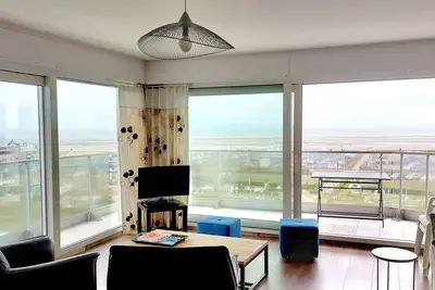 Image de Grand Appartement Avec Tres Belle Vue Mer