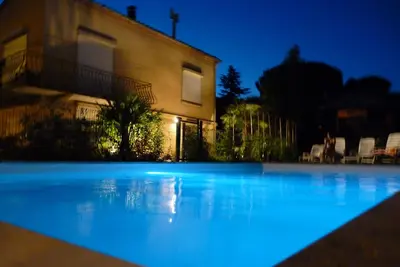 Image de Gite dans villa - Piscine & Spa - Magnifique vue à Carcassonne - wifi