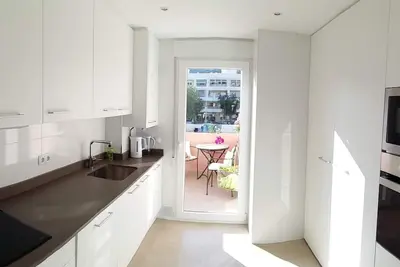 Un appartement agréable et confortable, à trois minutes à pied de la mer.