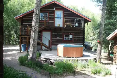Image de Riverside Meadows Studio Cabin sur le Rio Grande - Golf à prix réduit