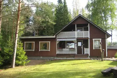 Image de Maison de vacances de luxe \/ Mökki en Finlande directement sur le lac - catégorie 5 étoiles (*****)