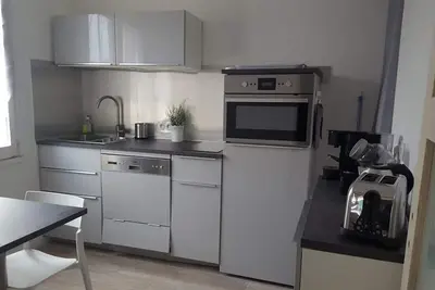 Image de Superbe Studio Meuble Centre Ville 2eme Etage