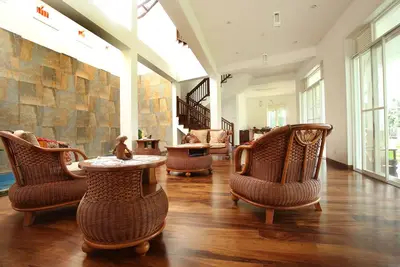 Image de Sunlit Villa