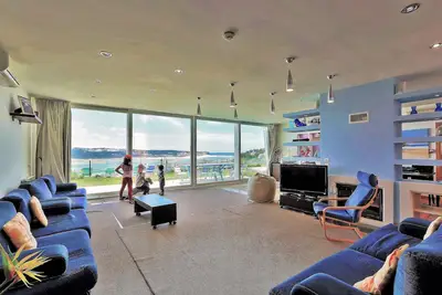 Image de Magnifique villa pour familles avec enfants, piscine chauffée et clôturée, vue superbe