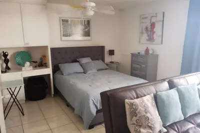 Image de Studio joliment décoré dans le quartier Condado de San Juan - Wifi inclus