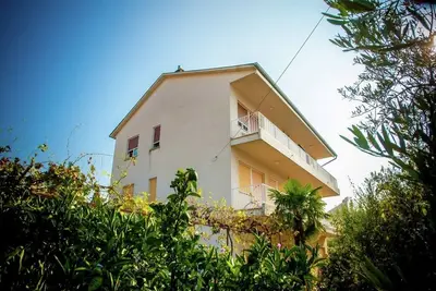 Image de Joli appartement sur les îles croates au milieu de la mer