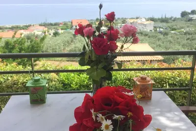 Image de Vue De Dieu Pour. Une Heureuse Et Facilement Accueil Pour Amour Pour Toujours. Vous Gagnez!