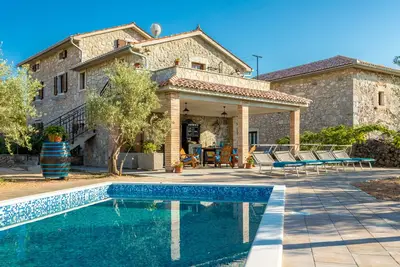 Image de Country Villa St Anton avec piscine privée