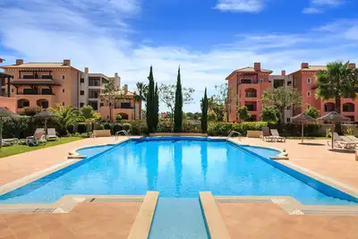 Image de Vilamoura Luxueux Penthouse près du golf, Wifi, Tv câblée, 2 piscines