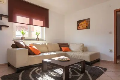 Image de Endroit confortable près de la plage avec garage