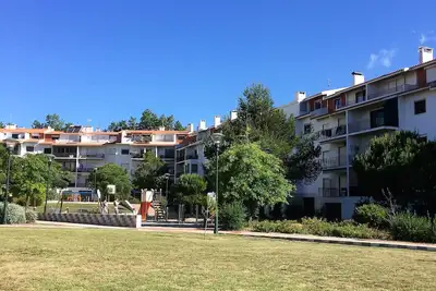 Image de Superbe maison de balcon de 2 chambres à coucher, près du parcours de golf et de la plage de Cascais