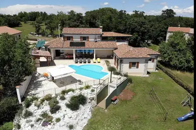 Image de Arton Villa avec piscine au coeur de l'Istrie