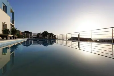 Image de Nouvelle villa moderne Mermaid à Split Riviera avec piscine privée chauffée