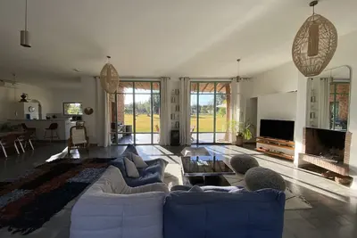 Image de Villa de luxe avec piscine privée route de lalla takerkous