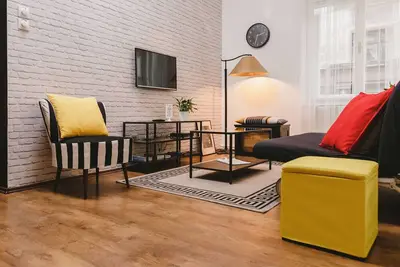 Image de 2 chambres, parking gratuit, centre ville