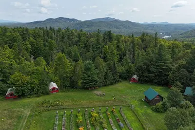 Image de Glamp Bernice Sur Belle Ferme Adirondack Hobby