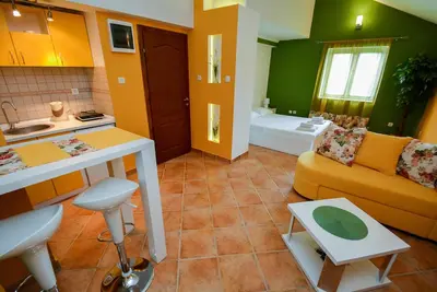 Image de Studio avec vue sur le jardin
