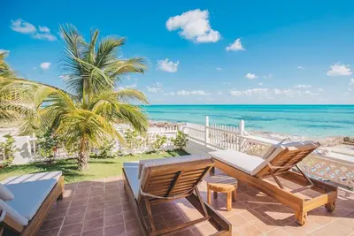 Image de Oceanfront Accueil - Best View Ă Nassau