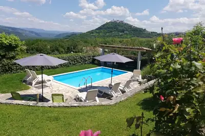 Image de Jolie maison pour 8 personnes avec piscine