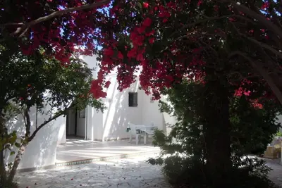 Image de Maison avec jardin Wala.