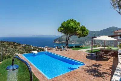 Image de Villa Savvina avec vue imprenable sur l'île de Skopelos