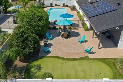 Pet Friendly, Modern 3br 'Turquoise House Scottsdale North' Pool, Putting Green